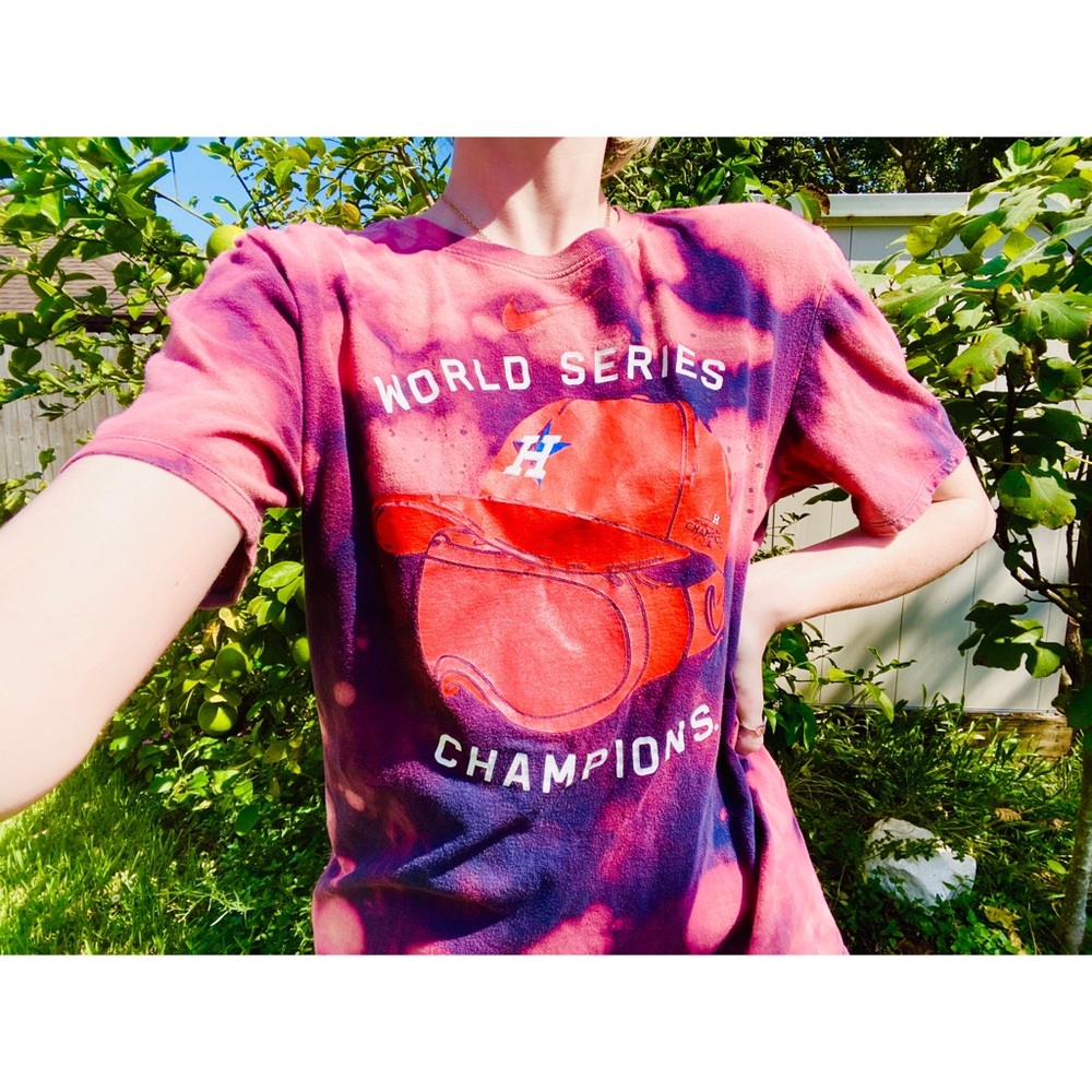 UPCYCLED Nike World Series Bleach Tie-Dye Tee💙🧡